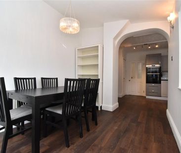 2 bedroom terraced house to rent - Photo 3