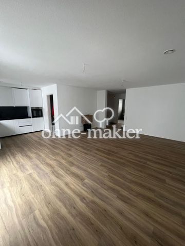 Erstbezug: Moderne 2-Zimmer-Wohnung mit Balkon in Walldürn - Photo 2