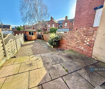 2 bedroom terraced house to rent - Photo 5