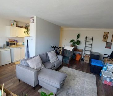 316 Westdale Ave, Unit 302, Kingston, ON - Photo 2