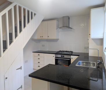 1 bedroom terraced house to rent - Photo 3
