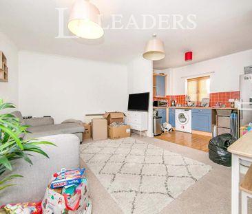 2 bedroom apartment to rent - Photo 4