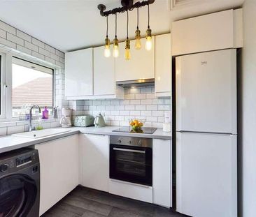 Phoenix House, Limpsfield Road, South Croydon, CR2 - Photo 5