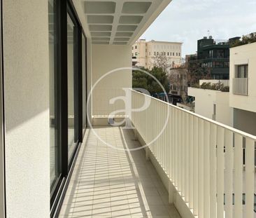 Piso de alquiler en Carrer de Robert Graves, El Terreno - Photo 5