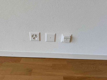 2.5 Zimmer, 64 m², 6. Stock - Foto 2