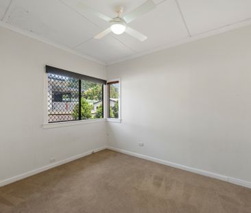 55 Larcombe Street, Zillmere QLD, Belconnen - Photo 3