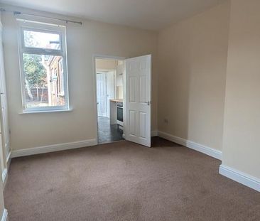 2 bedroom semi-detached house to rent - Photo 3