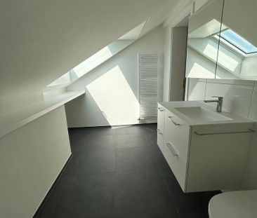 Frisch sanierte 4.5 - Maisonettewohnung mit Terrasse - Photo 4