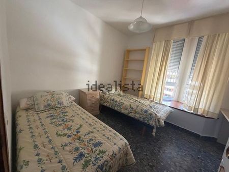 Alquiler de piso en Calle Compositor Lehmberg Ruiz - Photo 4