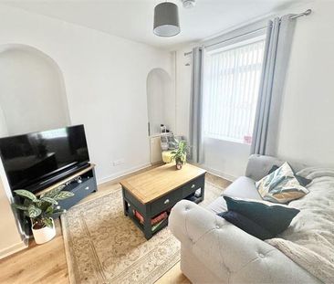 2 bedroom house share to rent - Photo 2