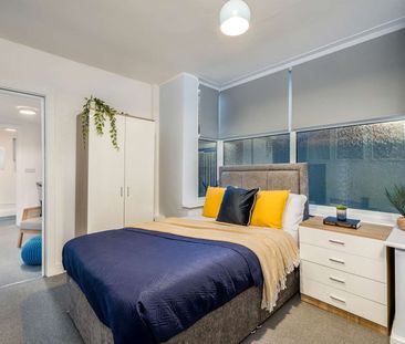 A Great Spot in Hartshill – Modern House Share with Charm & Conveni... - Photo 5