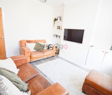 Queens Road, Beighton, S20 - Photo 2