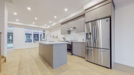 For Lease - 10262 Keele Street, Vaughan, Ontario - Photo 3