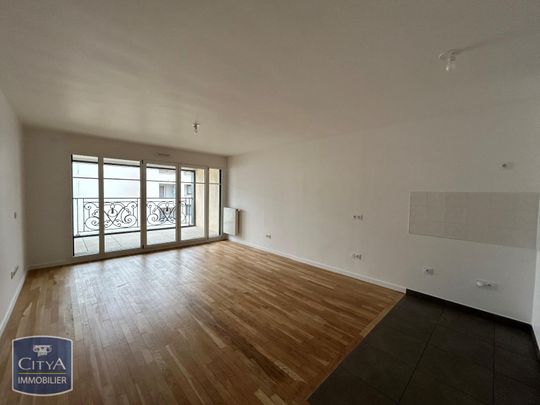 Location Appartement 4 pièces 79m² PUTEAUX 92800 - Photo 1