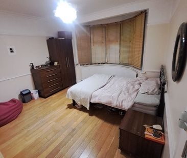 Room in a Shared House, Pymmes Green Road, N11 - Photo 6