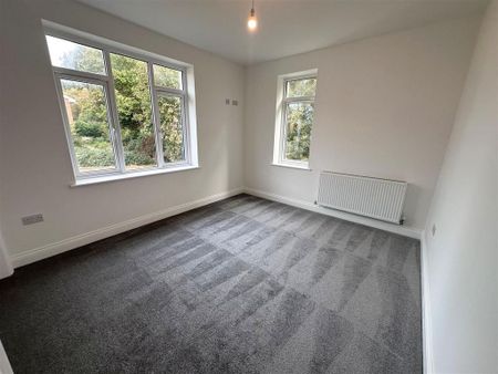 3 bedroom detached house to rent - Photo 3