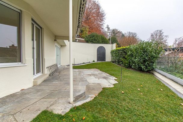 Luxuriöses Einfamilienhaus mit See- und Bergsicht - Photo 1