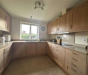 Greenhill Road, Farnham, Surrey, GU9 - Photo 6