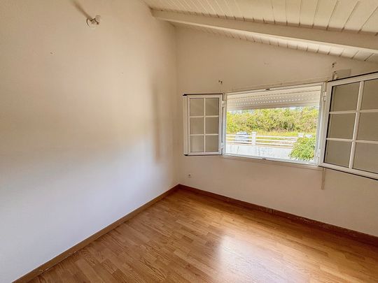 Location Maison 5 pièces 110m² LE GOSIER 97190 - Photo 1