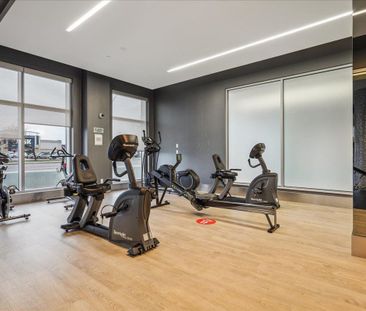 For Lease - 65 SPEERS Road Unit# 1902, Oakville, Ontario - Photo 1