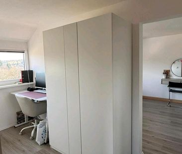 Helle Dachgeschosswohnung in Urexweiler - Photo 6