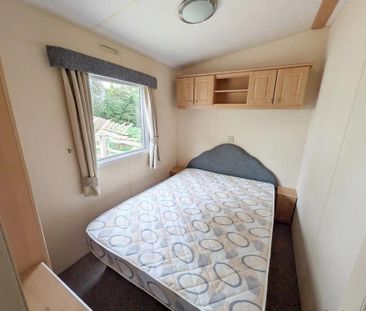 3 bedroom park home to rent - Photo 1