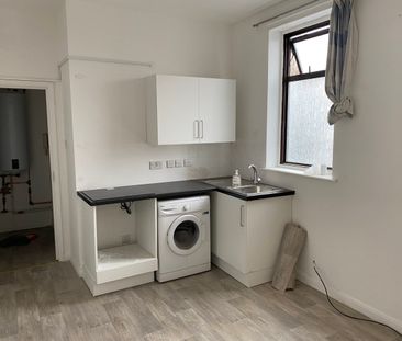 Uxbridge Road, Uxbridge, UB10 0NS - Photo 2