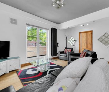 3 bedroom Flat To Let Total Size: 539 SQ FT - Photo 2