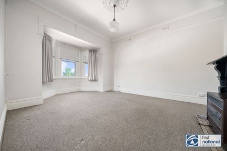 Freshly Updated & Perfectly Positioned - Photo 3