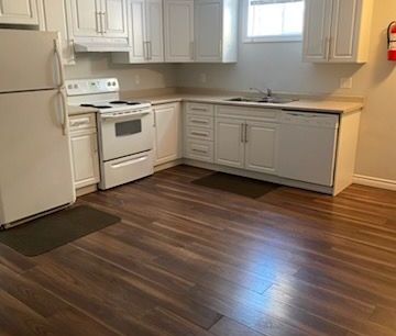 For Lease - 55 Sydenham Wells Crescent, Barrie, Ontario - Photo 4