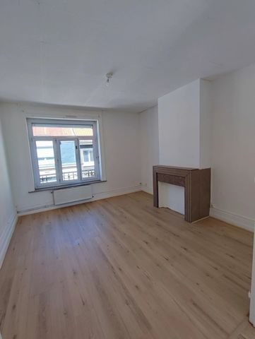 Location Appartement 2 pièces 54m² BOULOGNE SUR MER 62200 - Photo 2