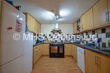 45 Regent Park Terrace, Leeds, LS6 2AX - Photo 2