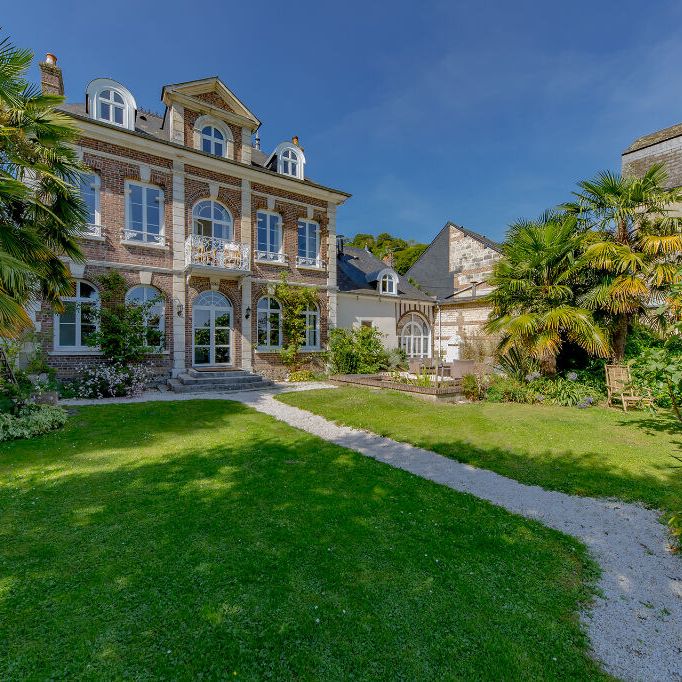 Villa de Maître du 19 ème siècle en bord de Seine - Photo 1