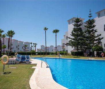 Piso En alquiler Calle del Granate s/n, El Castillo, Manilva - Photo 2