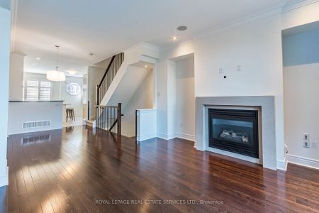 Condo Townhouse For Lease | W9245254 - Photo 4