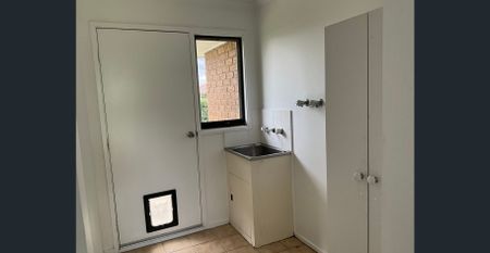 Family home in court location - Photo 5