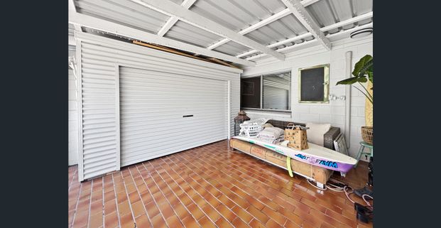 Pet-Friendly Beachside Gem - Photo 1