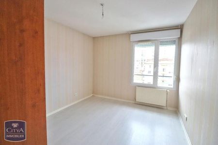 Location Appartement 3 pièces 76m² ST ETIENNE 42100 - Photo 4