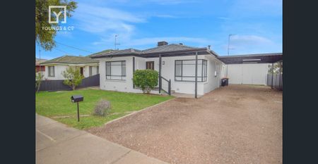 Well Presented and Conveniently Located Near GV Health - Photo 5