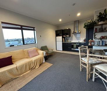 Furnished Apartment - Photo 2