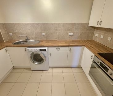 Flitcroft Lea, HIGH WYCOMBE - Photo 5