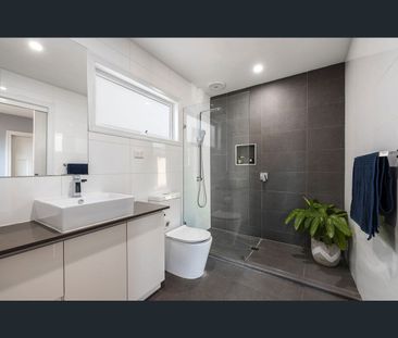 233 Sussex Street, Pascoe Vale, Vic 3044 - Photo 1
