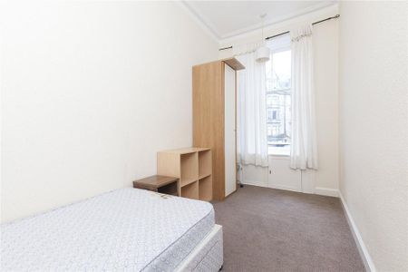4 bedroom flat to rent - Photo 4