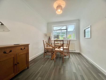 3 bedroom end of terrace house to rent - Photo 3