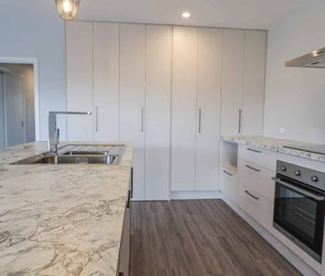 Light, Bright, and Brand New – Your Next Home in Mosgiel - Photo 5