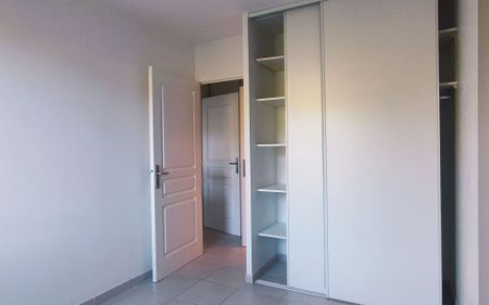 Appartement à louer 2 pièces • 41,89 m2 Marignane - Photo 2