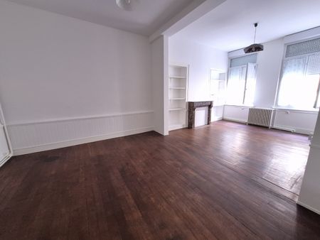 Location Appartement 2 pièces 68m² CAMBRAI 59400 - Photo 4