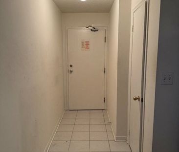 For Lease - 72 Lake Avenue Unit# 201, Richmond Hill, Ontario - Photo 4