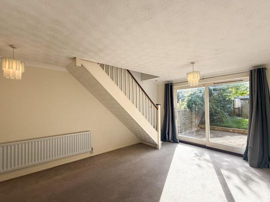 2 bedroom terraced house to rent - Photo 1