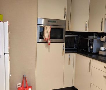 Eengezinswoning te huur in Mol voor € 1.200 met 3 slaapkamers - Photo 1